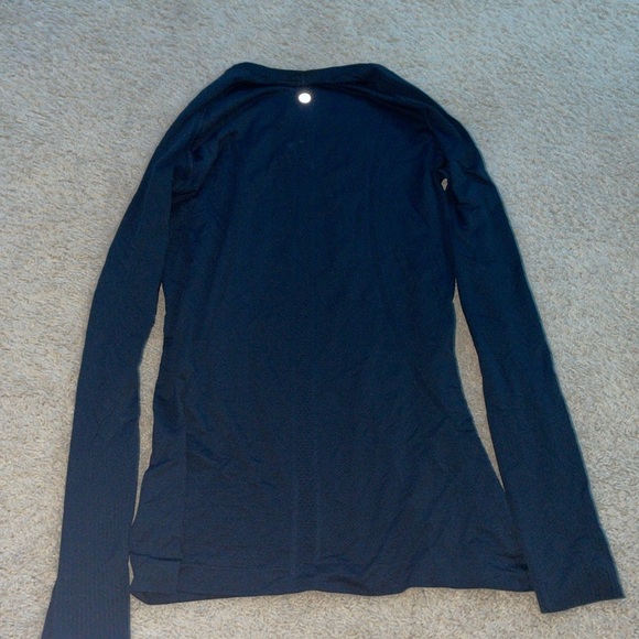 Navy lululemon long sleeve swiftly tech 2.0 - Picture 4 of 5